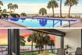 Heated Waterfront Pool 2 Full Bath King Bed Riverfront Balcony Sleeps 4
